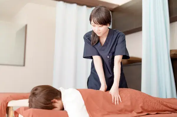 なわ整骨院 交通事故施術 施術